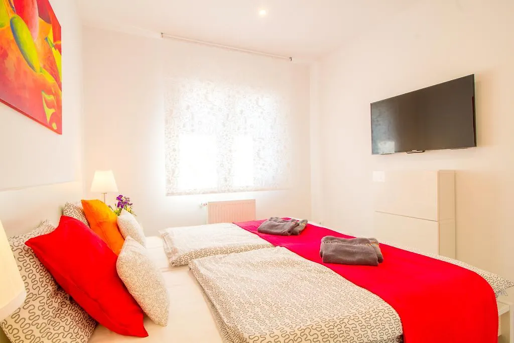 Leon Inmo Villa Palmera - 10337 إمبوريابرافا